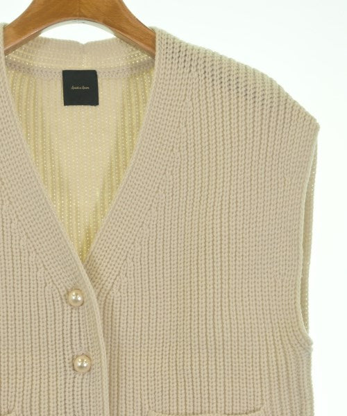 Spick and Span เสื้อกั๊ก