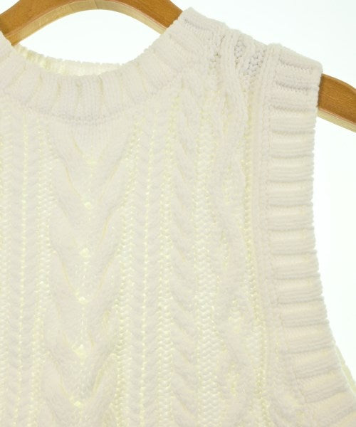 Spick and Span เสื้อกั๊ก