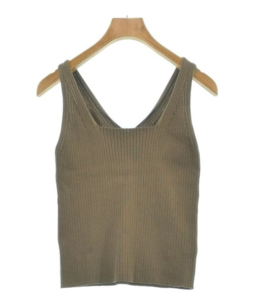 Spick and Span เสื้อแขนกุด