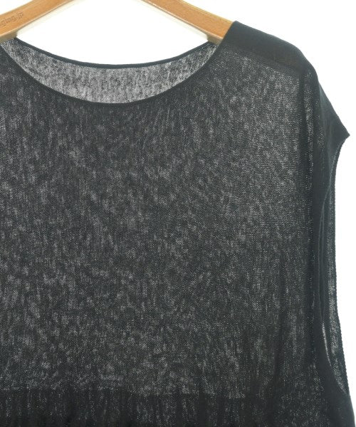 Spick and Span เสื้อแขนกุด