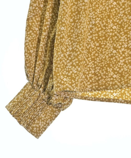 U BY Spick & Span เสื้อลำลอง