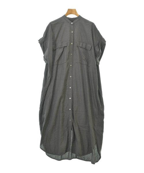 Spick and Span เดรสที่เป็นเสื้อเชิ้ตตัวยาว