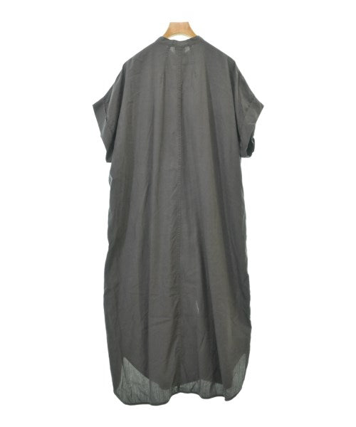 Spick and Span เดรสที่เป็นเสื้อเชิ้ตตัวยาว