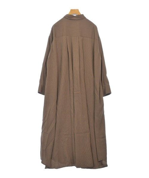 Spick and Span เดรสที่เป็นเสื้อเชิ้ตตัวยาว