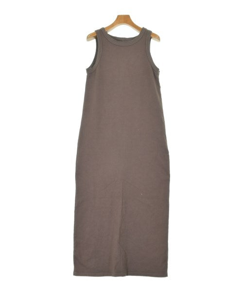 Spick and Span ชุดเดรส