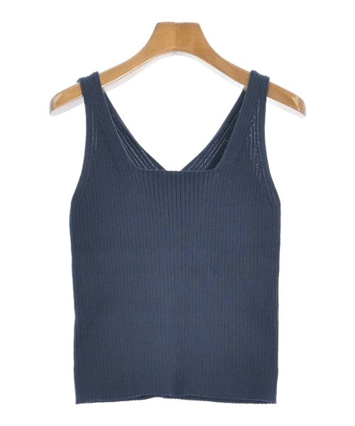 Spick and Span เสื้อแขนกุด