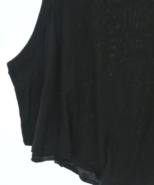 Spick and Span เสื้อแขนกุด