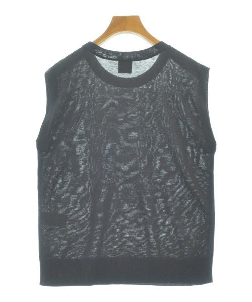 Spick and Span เสื้อแขนกุด