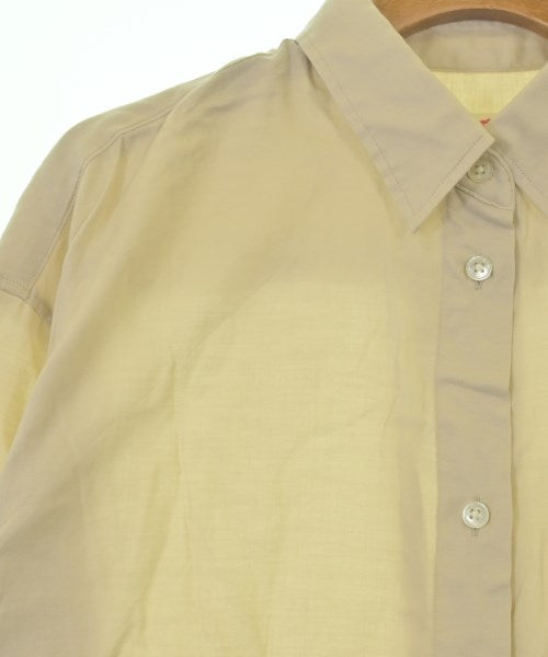 Spick and Span เสื้อลำลอง