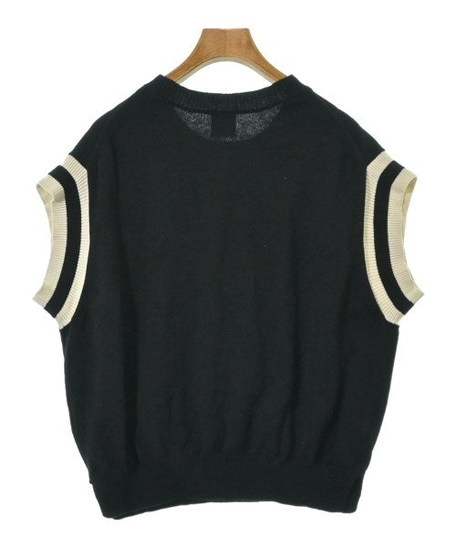 Spick and Span เสื้อกั๊ก