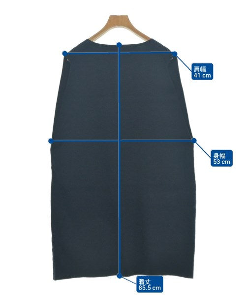Spick and Span เสื้อแขนกุด