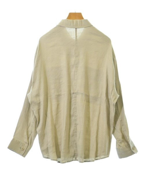 Spick and Span เสื้อลำลอง