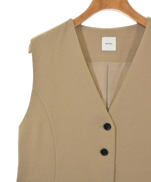 Spick and Span เสื้อกั๊ก