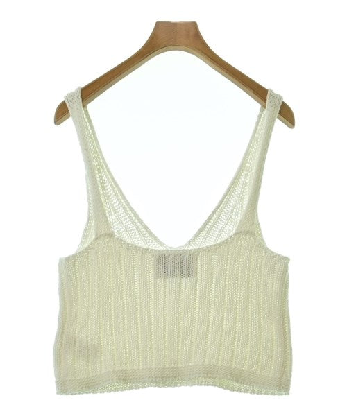 Spick and Span เสื้อแขนกุด