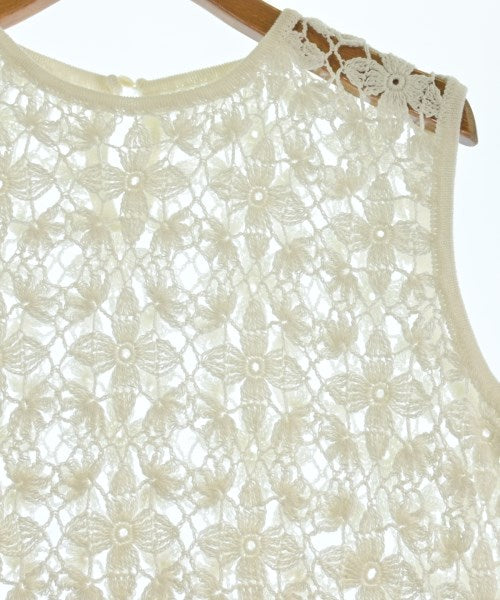 Spick and Span เสื้อแขนกุด