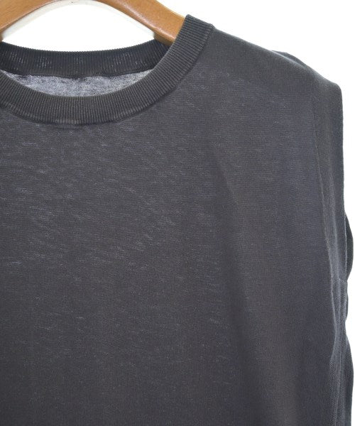 Spick and Span เสื้อแขนกุด