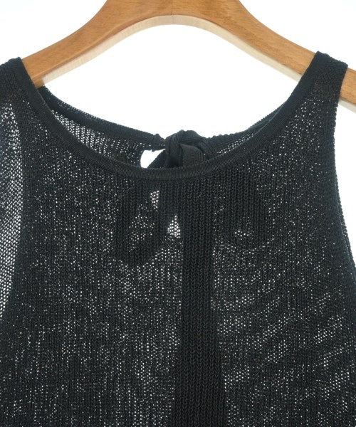 Spick and Span เสื้อแขนกุด
