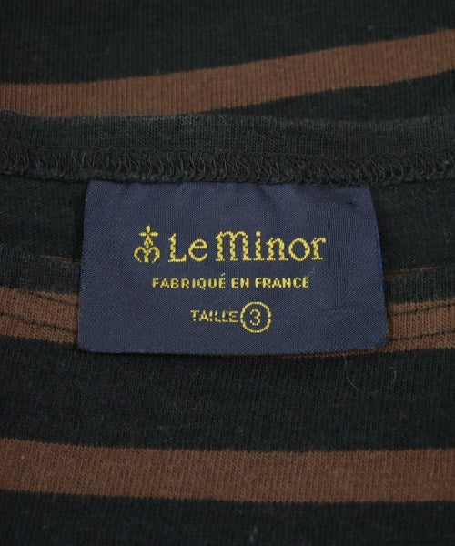 Le minor เสื้อยืด/เสื้อท็อปส์
