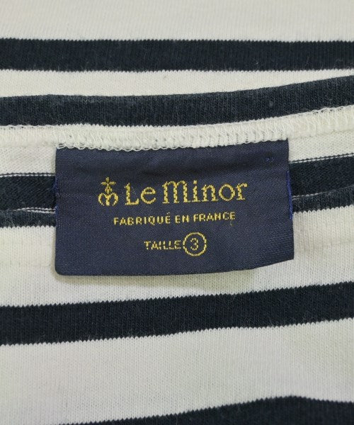 Le minor เสื้อยืด/เสื้อท็อปส์