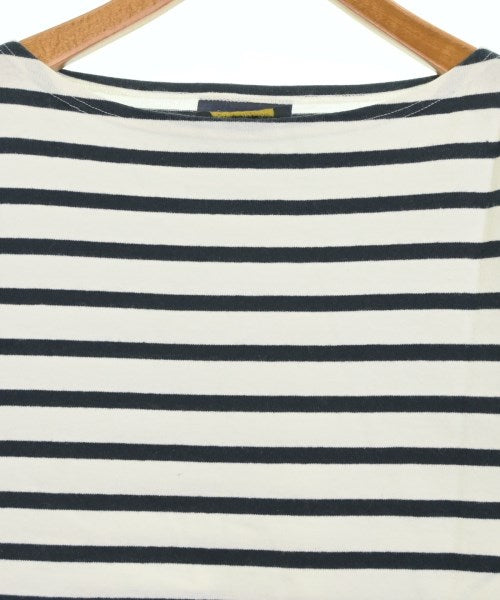 Le minor เสื้อยืด/เสื้อท็อปส์