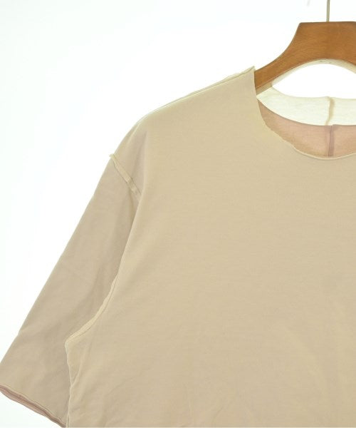 ATTACHMENT เสื้อยืด/เสื้อท็อปส์