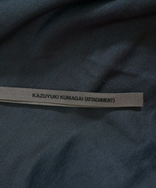 ATTACHMENT เสื้อยืด/เสื้อท็อปส์