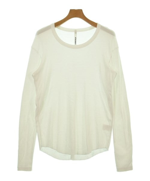 ATTACHMENT เสื้อยืด/เสื้อท็อปส์