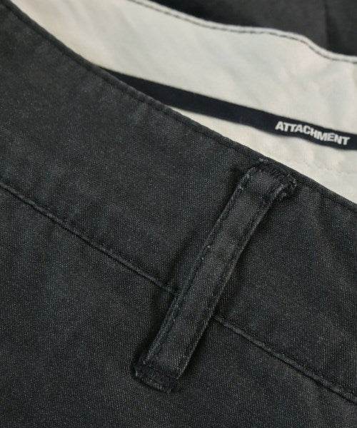 ATTACHMENT กางเกงขายาว