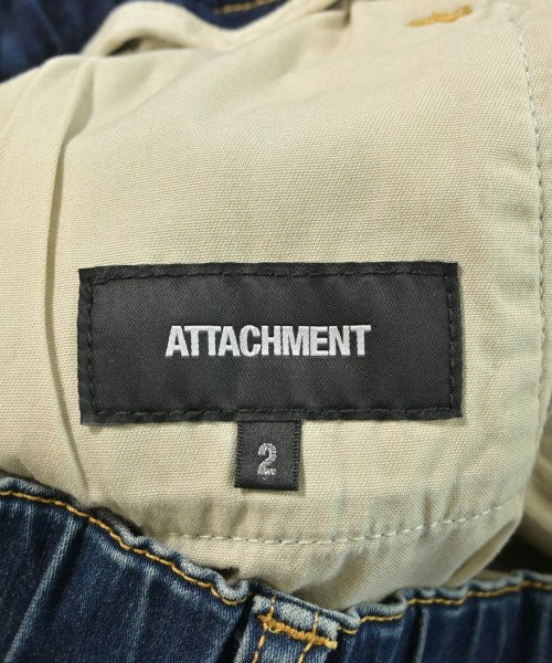 ATTACHMENT ยีนส์