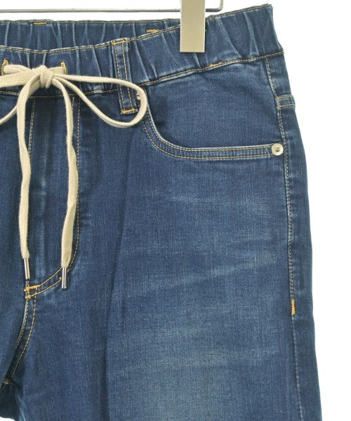 ATTACHMENT ยีนส์