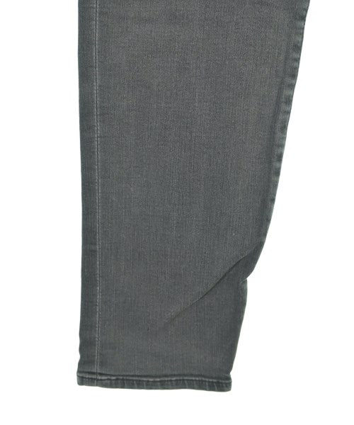 ATTACHMENT ยีนส์