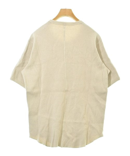 ATTACHMENT เสื้อยืด/เสื้อท็อปส์