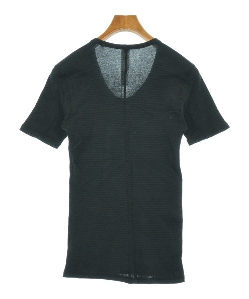 ATTACHMENT เสื้อยืด/เสื้อท็อปส์