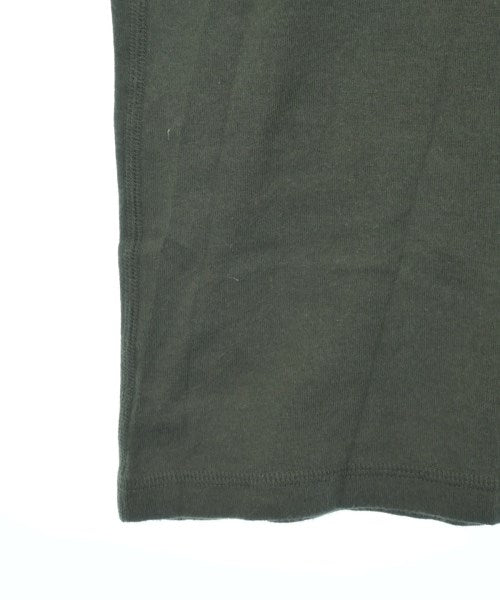 ATTACHMENT เสื้อยืด/เสื้อท็อปส์