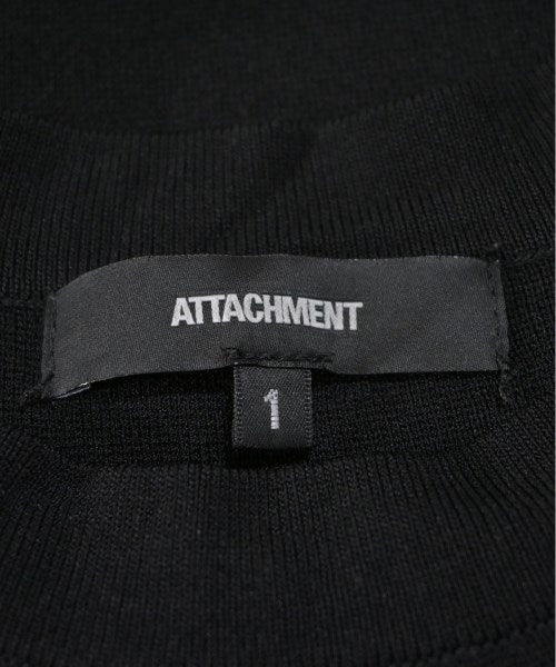 ATTACHMENT เสื้อกันหนาว
