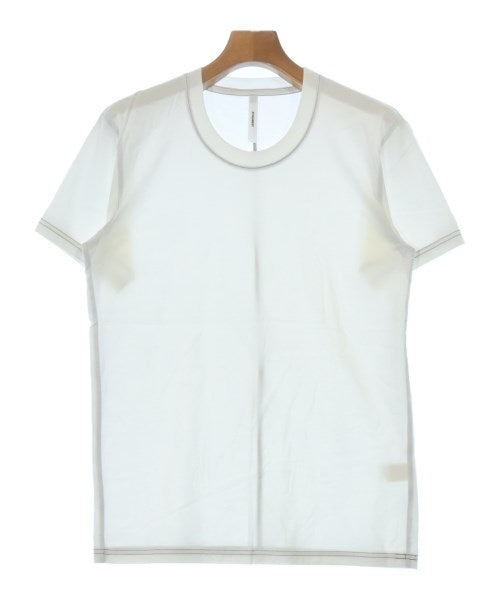 ATTACHMENT เสื้อยืด/เสื้อท็อปส์