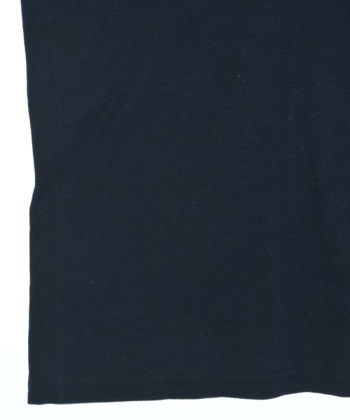 ATTACHMENT เสื้อยืด/เสื้อท็อปส์