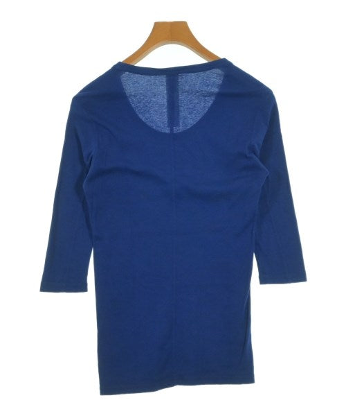 ATTACHMENT เสื้อยืด/เสื้อท็อปส์