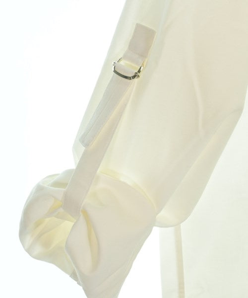 ATTACHMENT เสื้อลำลอง