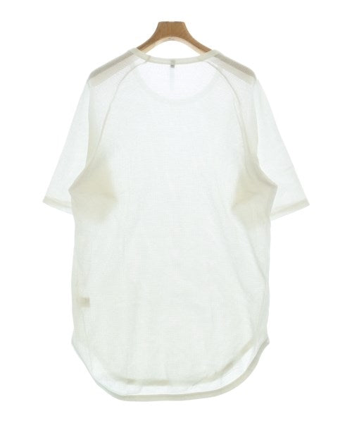 ATTACHMENT เสื้อยืด/เสื้อท็อปส์