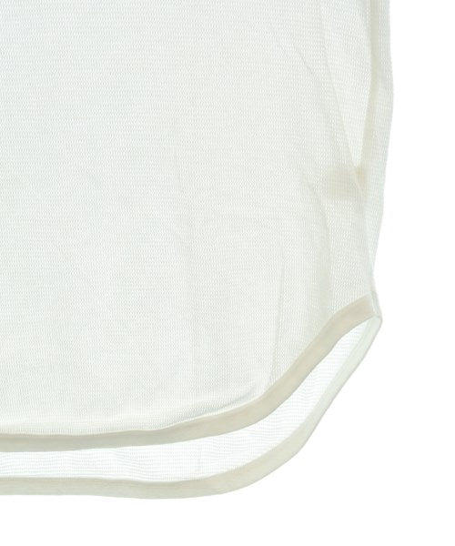 ATTACHMENT เสื้อยืด/เสื้อท็อปส์