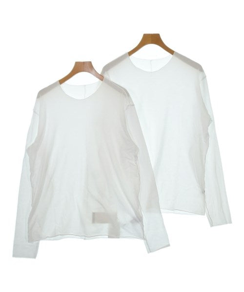 ATTACHMENT เสื้อยืด/เสื้อท็อปส์