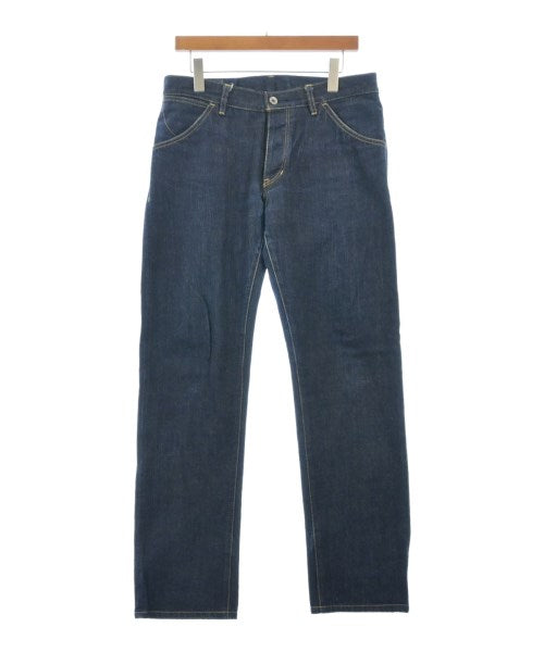 ATTACHMENT ยีนส์