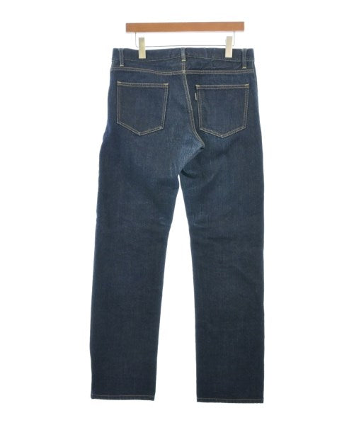 ATTACHMENT ยีนส์