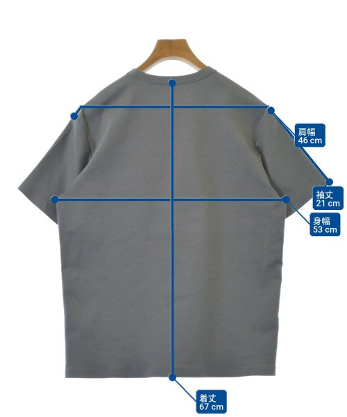 ATTACHMENT เสื้อยืด/เสื้อท็อปส์