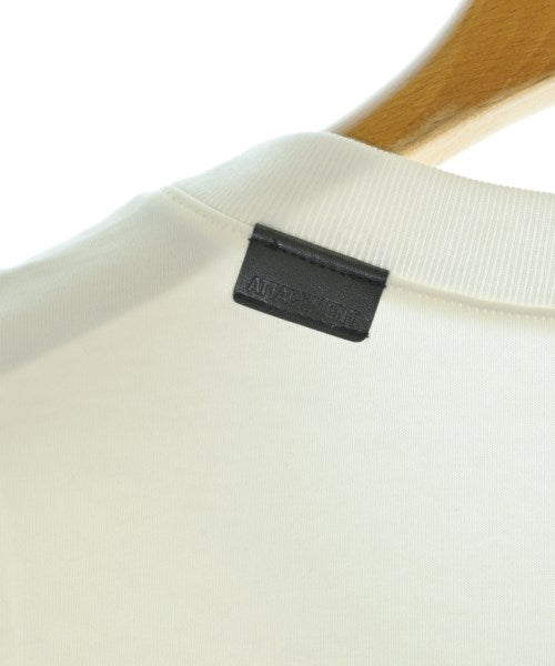 ATTACHMENT เสื้อยืด/เสื้อท็อปส์