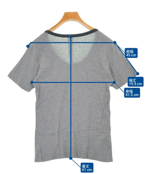 ATTACHMENT เสื้อยืด/เสื้อท็อปส์