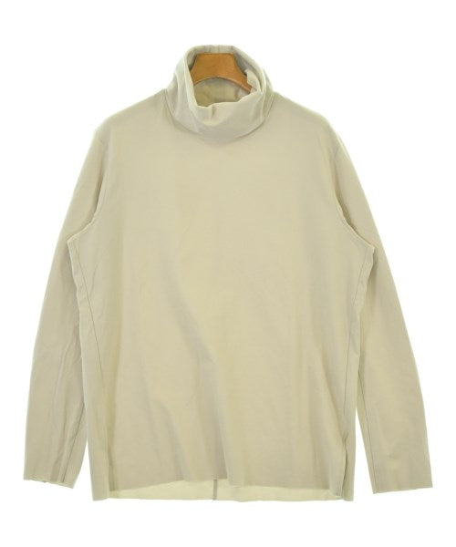 ATTACHMENT เสื้อยืด/เสื้อท็อปส์