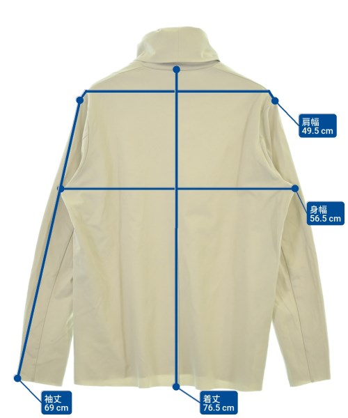 ATTACHMENT เสื้อยืด/เสื้อท็อปส์