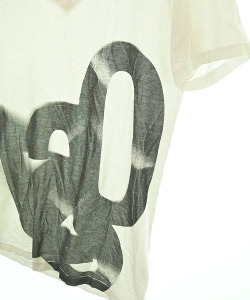 ATTACHMENT เสื้อยืด/เสื้อท็อปส์